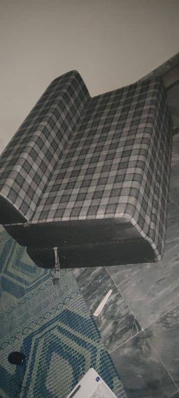 Sofa Combed For Sale urgent Sale 1