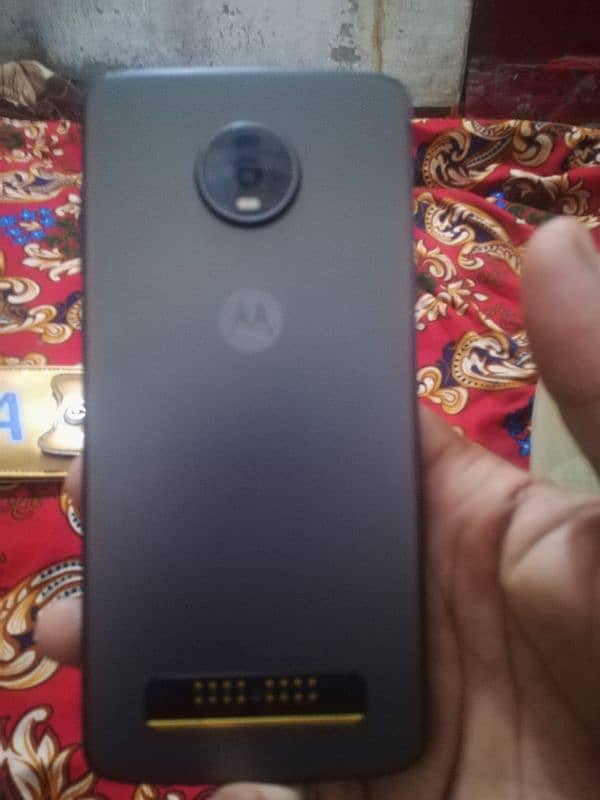 Moto Z4 2