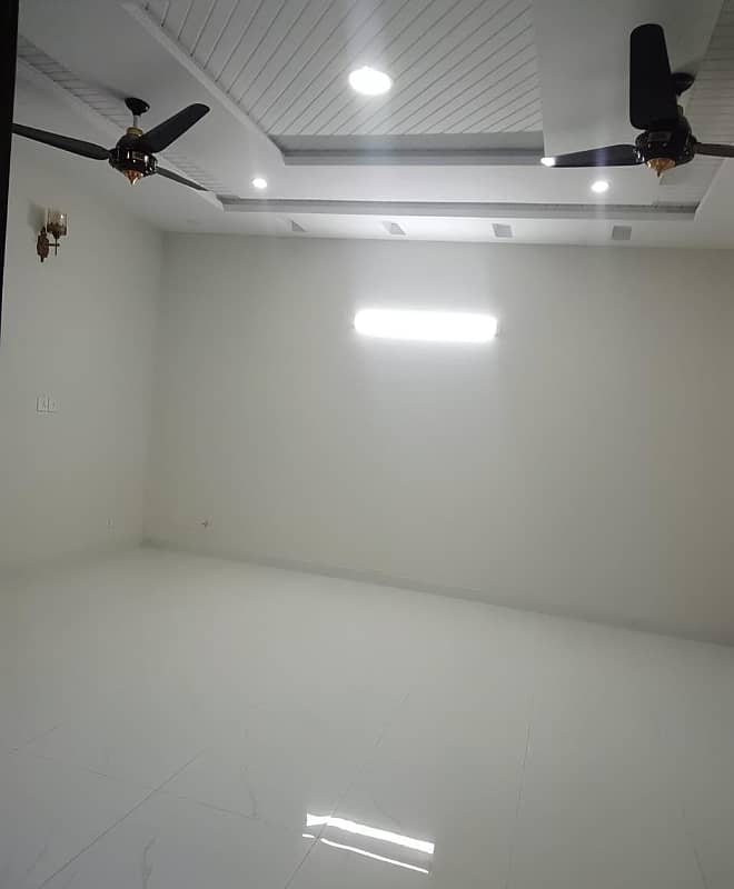 Upper Portion Available For Rent 1