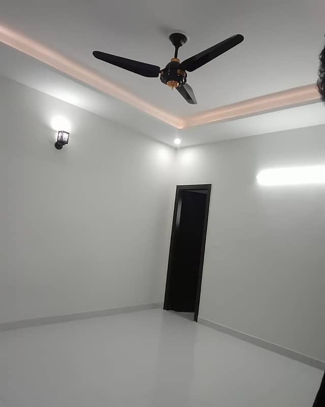 Upper Portion Available For Rent 7