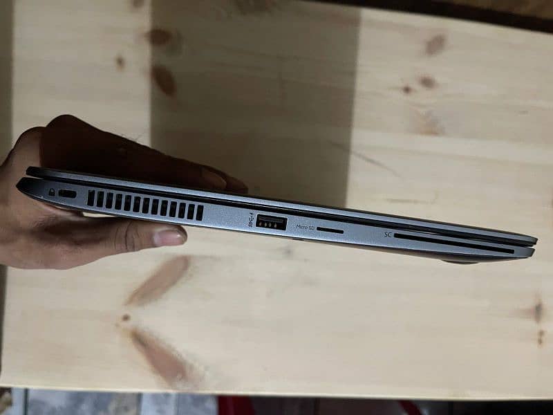 Hp EliteBook folio 1040 3