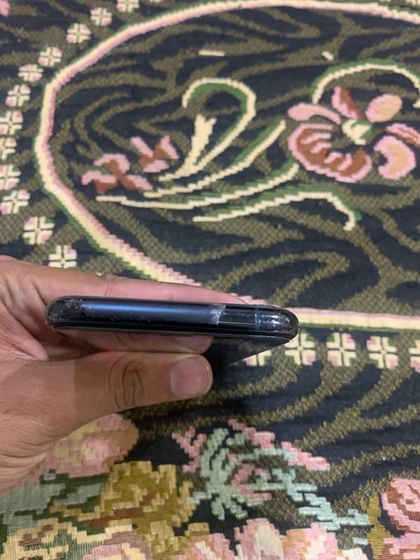 iPhone 11 Pro 64 Gb non pta Onic sim glitch 3