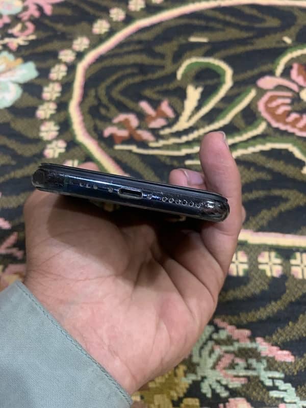 iPhone 11 Pro 64 Gb non pta Onic sim glitch 4