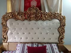 bedroom set bed and dressing table