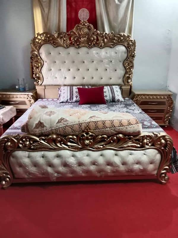 bedroom set bed and dressing table 1