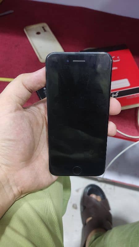 iPhone SE 2020 Genuine Display 0