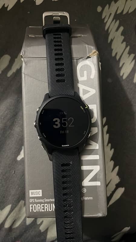 Garmin forerunner 255 Music GPS smartwatch black-46mm 0