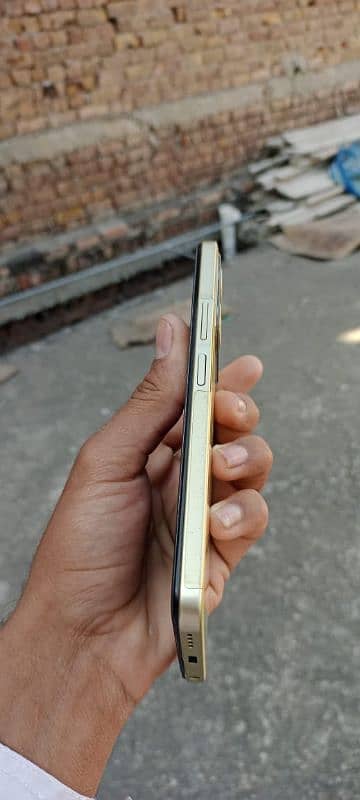 10/ 10 condition no scratch vivo y35 3