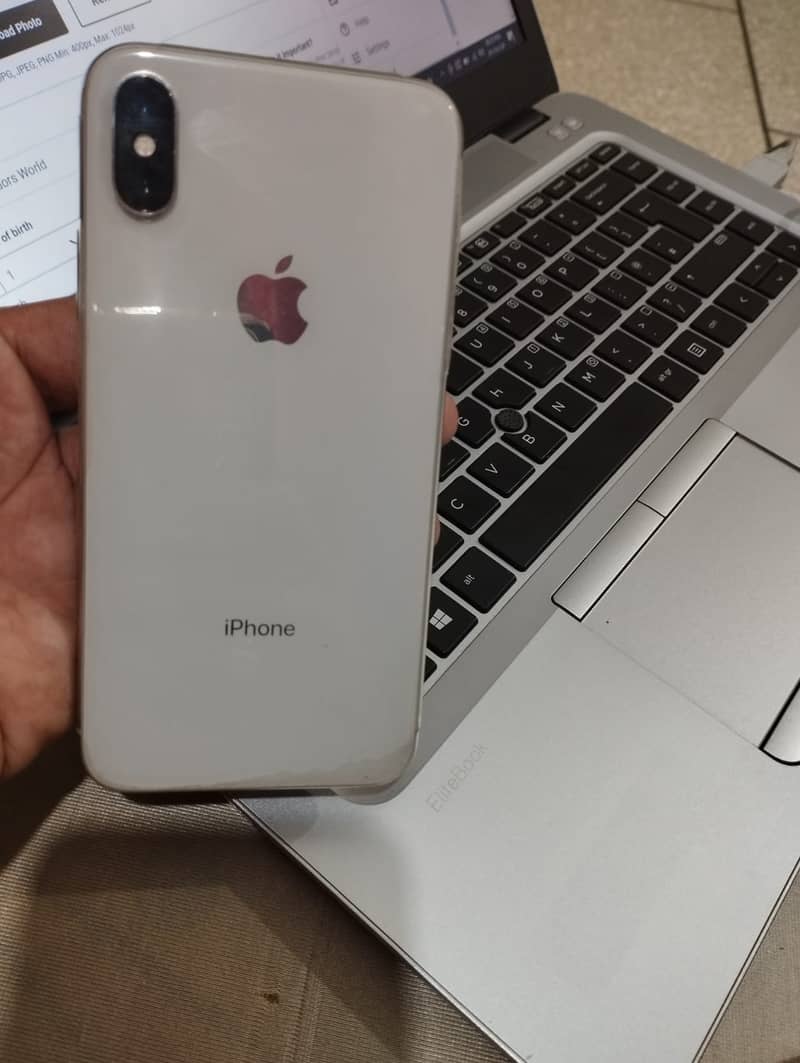 i phone llA model 1