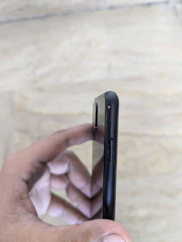 pixel 4xl 128gb 6gb approved 8/10 condition 9