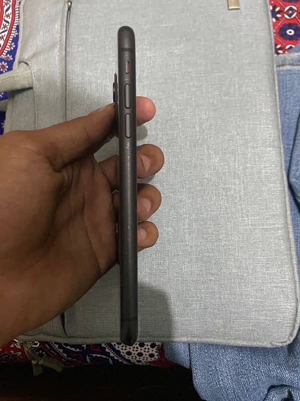 iPhone 11 jv 64 gb 2