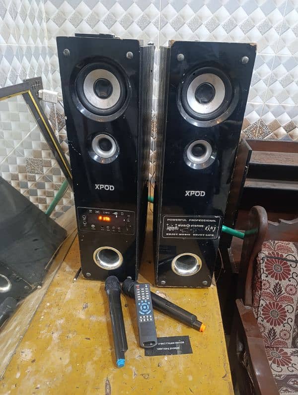 xpod imported spekers with 2 wireless remote 1