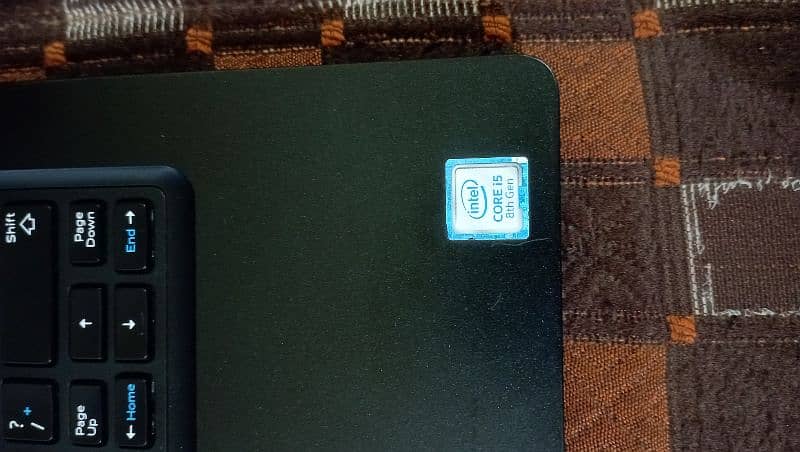 Dell Latitude 8th Generation. 6