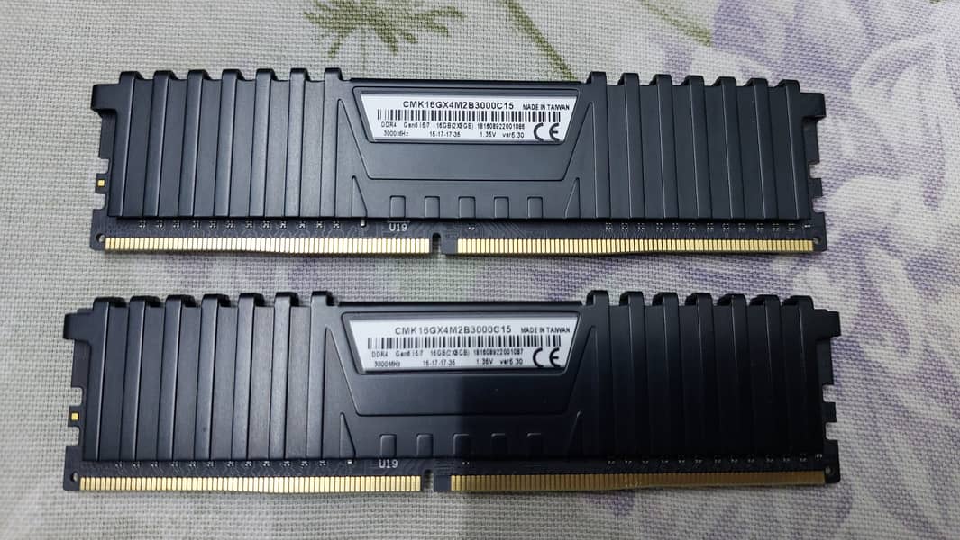 2x8GB 16GB DDR4 3000MHz ram CMK16GX4M2B3000C15 1