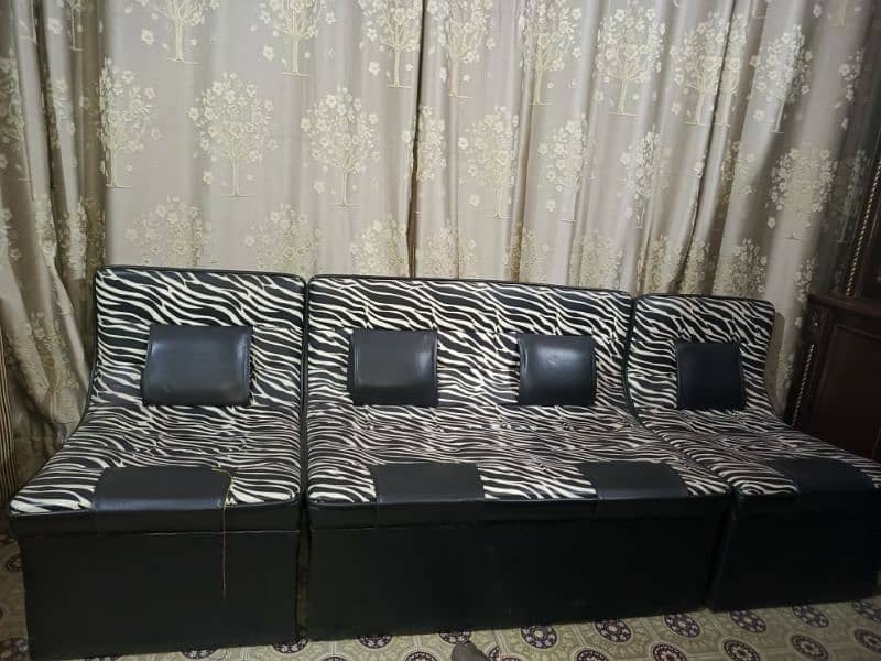 sofa set with dewan 1