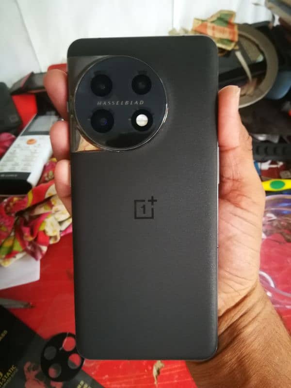 OnePlus 11.16/256 Non PTA 8