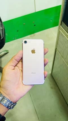 IPhone 7 (128GB) PTA prove 10/10