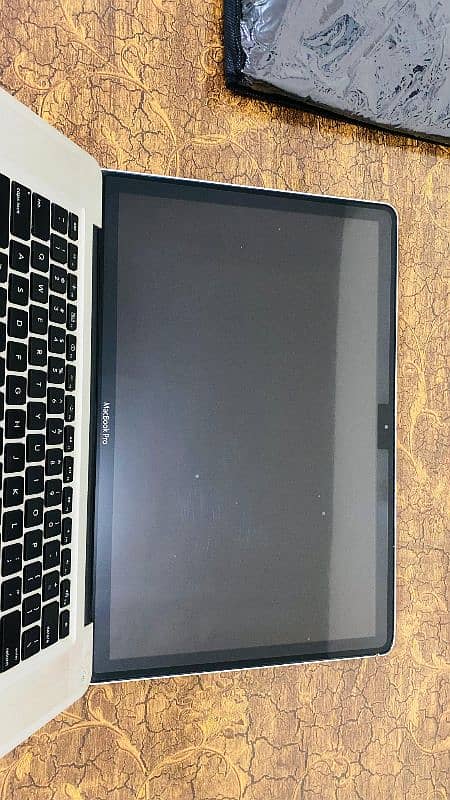 Apple Mac Book Pro Core i7 2