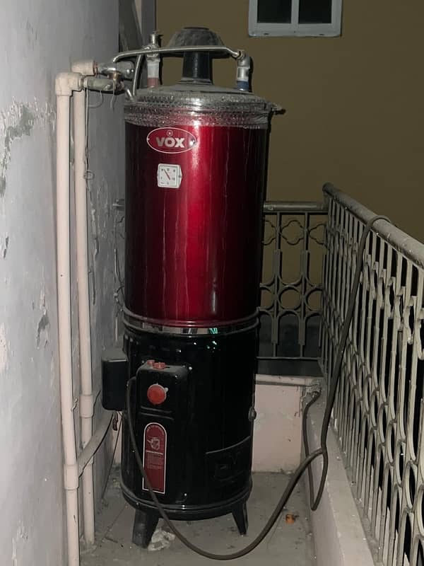 vox 25 Gallons / 100 Ltr Hybrid geyser 0