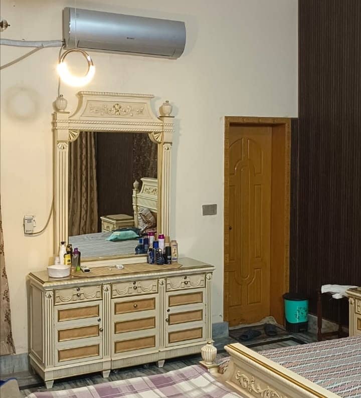 Single Storey 1 Kanal House Available In Marghzar Officers Colony For Sale 22