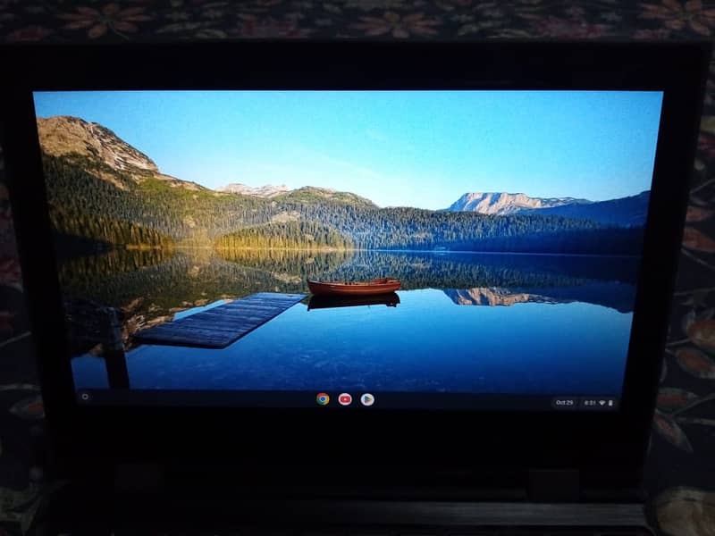 Lenovo Chromebook Touchscreen 360 10/10 9