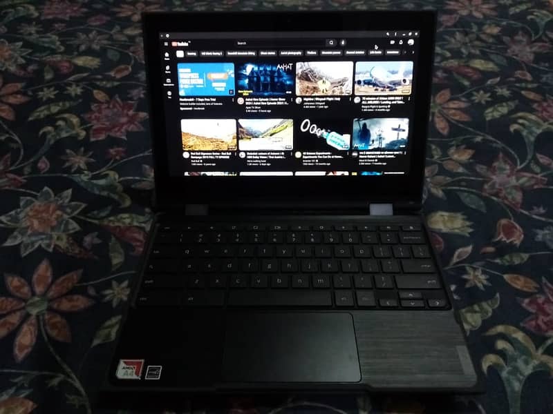 Lenovo Chromebook Touchscreen 360 10/10 12