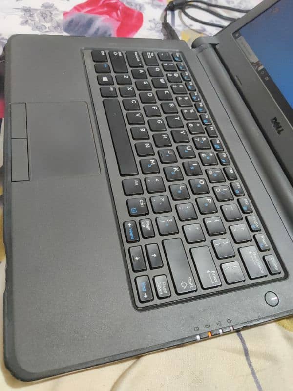 Dell Latitude 3340 Fourth Generation 0