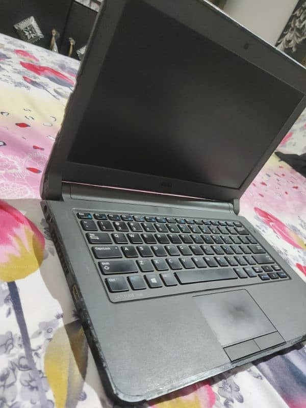 Dell Latitude 3340 Fourth Generation 7