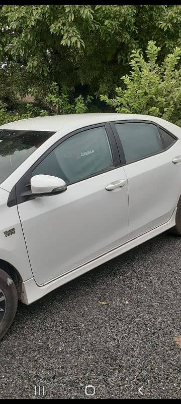 Toyota Corolla Altis 2017 4