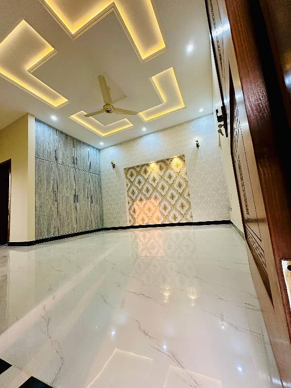 17 Marla Brand New Dubble storey house available for sale in Eden Chowk township college Road 10