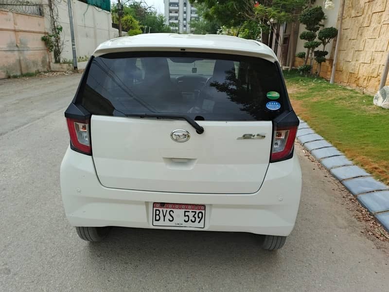 Daihatsu Mira 2019 4