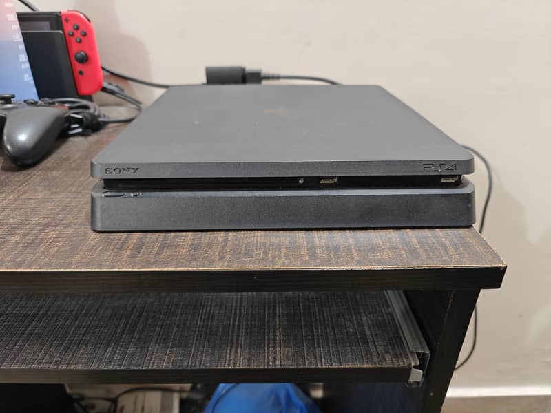 For Sale: PS4 Slim Console (500GB) Bundle – Great Condition! 1