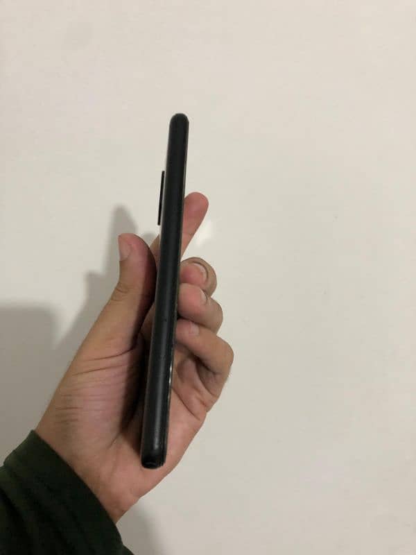 pixel 4a 5G 128GB official approved Read add 2