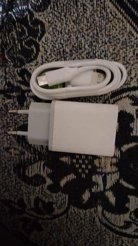 Tecno Spark 20 Original Charger 18W 0