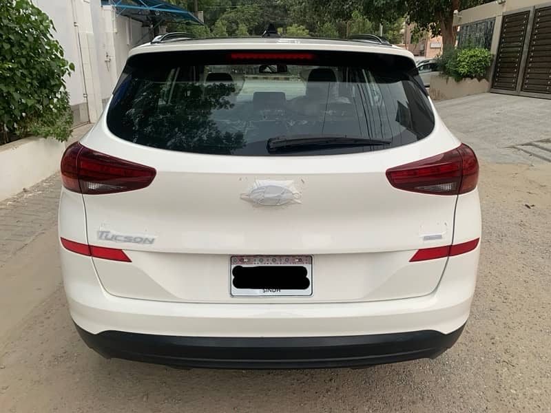 Hyundai Tucson awd 2021 4