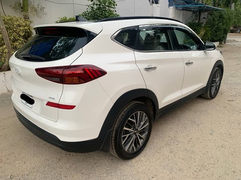 Hyundai Tucson awd 2021 5