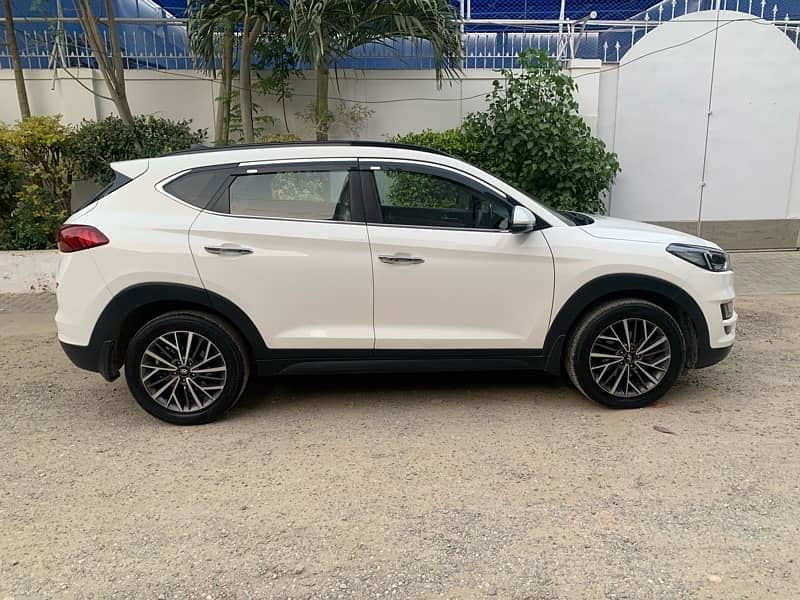 Hyundai Tucson awd 2021 6