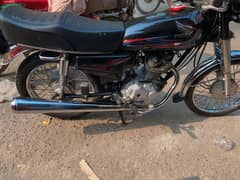 Honda 125 urgent sale lush condition