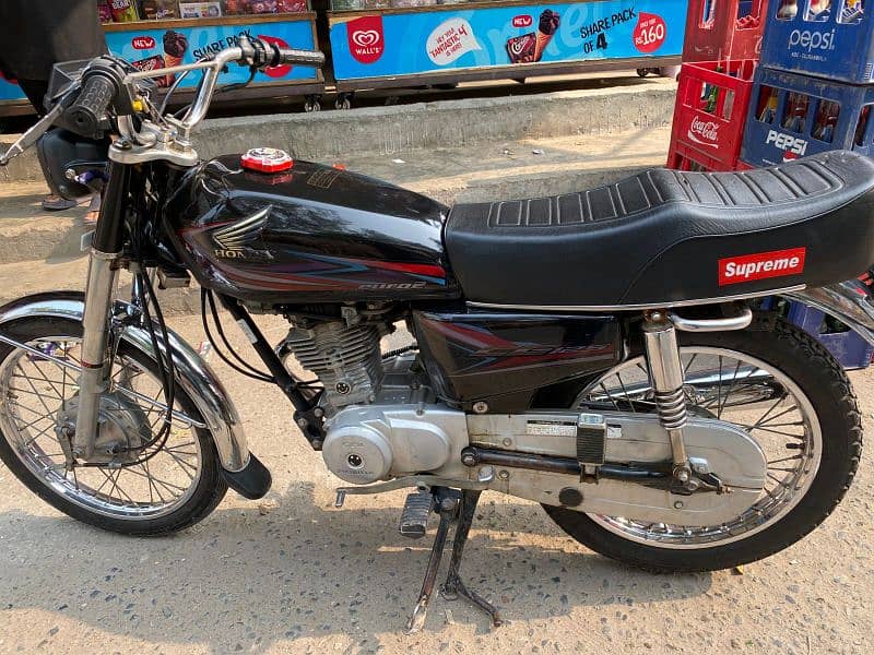 Honda 125 urgent sale lush condition 4