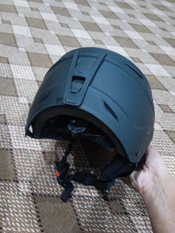 Helmet for rock climbing and for Hiking 2