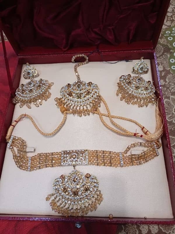 Beautiful Jewellery Set 0