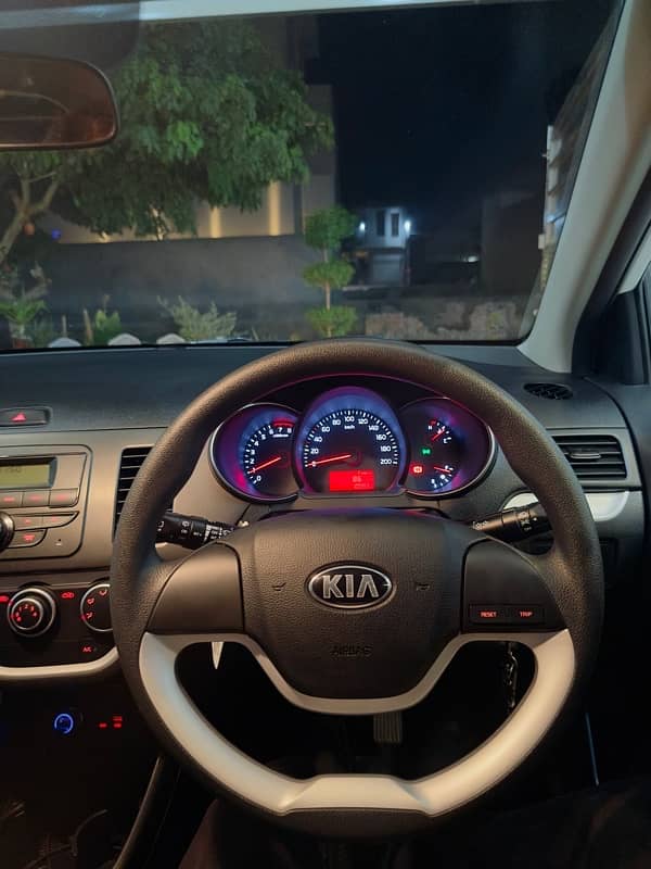 KIA Picanto 2024 16