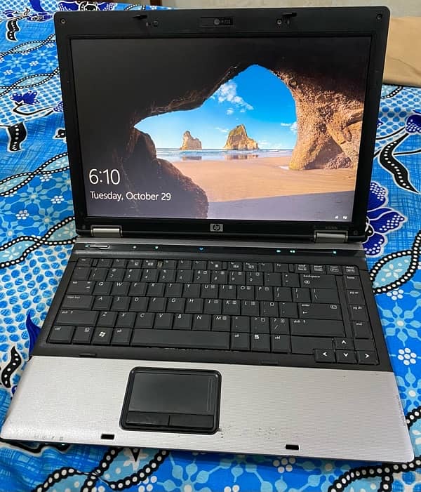 Good Condition laptop Hp+orignal charger 3