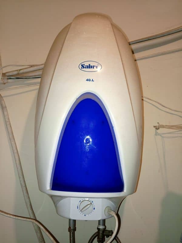 Sabro electric geyser - 40 Litres 3