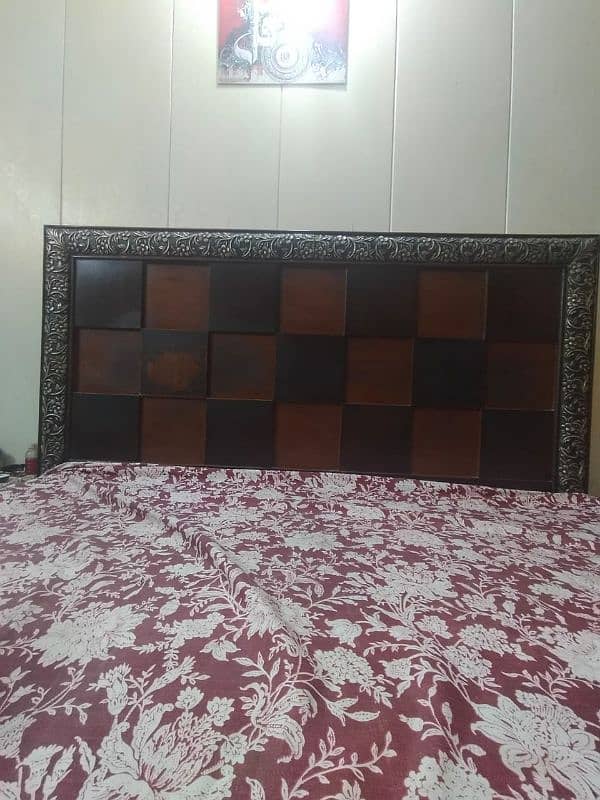 king size bed with mattress,side tables, dressing table 2