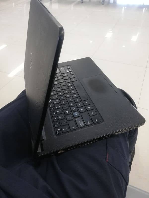 Dell vostro 3468 i7, 7th Gen 2