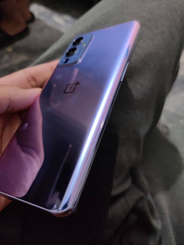 OnePlus 9 3