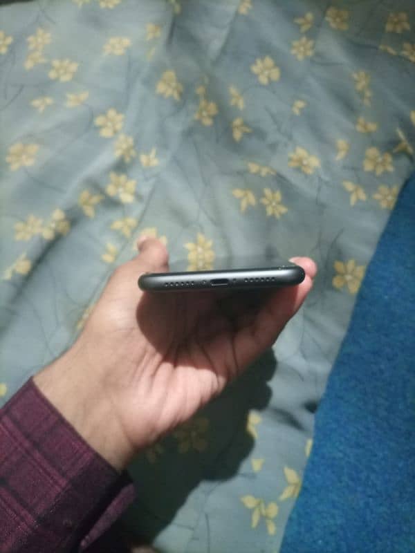 iphone 11 64Gb non pta 5