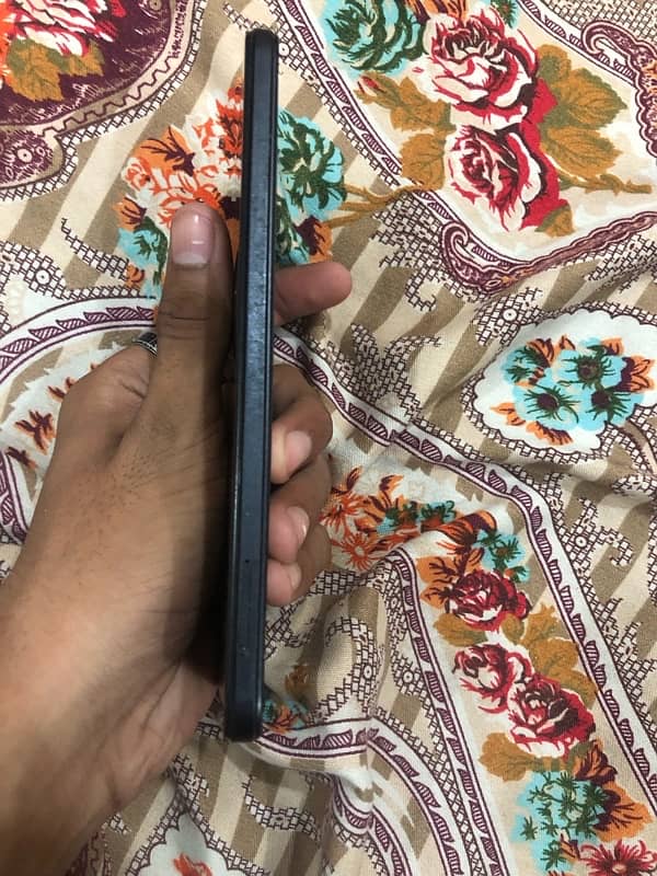 INFINIX NOTE 11 4