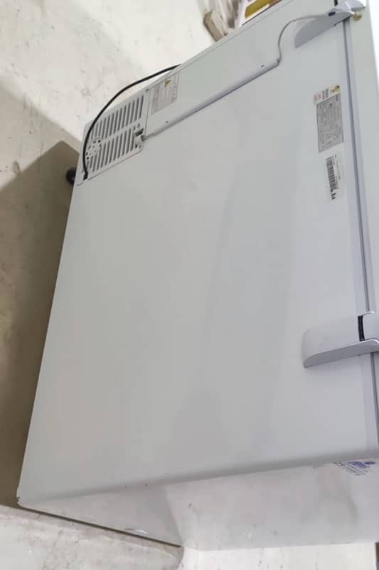 Haier Refrigerator Excellent Condition Haier Regular HDF-345SD 6